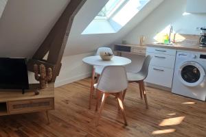 Le Jaures 5 - T2 - Dernier Etage