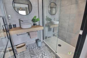 Le Jet 7 - Appartement de standing avec belle vue mer