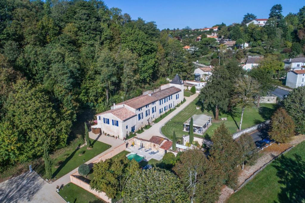 Le Jules Val - Studio cosy en résidence + Parking + Wi-fi 91000 Évry-les-Châteaux