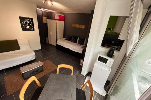 Le JULIANA - PLAGE A 1 MIN A PIED - WIFI - ENTREE AUTONOME