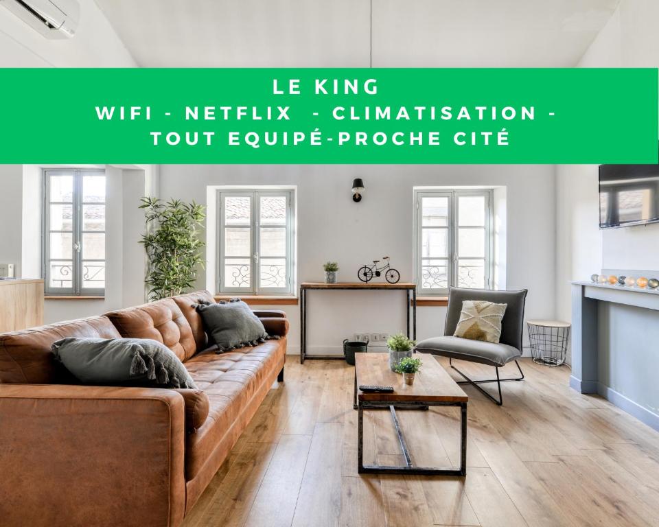le king - vue bastide - wifi deuxième étage 32 Rue Jules Sauzède, 11000 Carcassonne