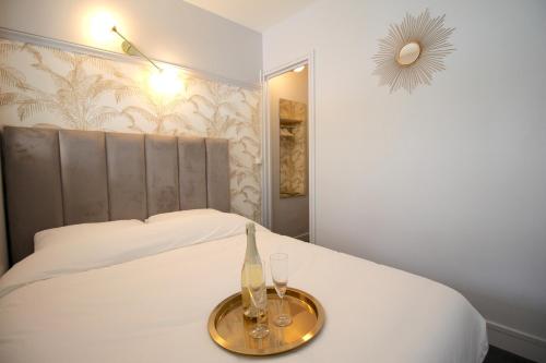 Le Lac d'Or by Duke Housing