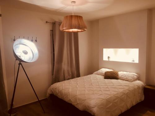 Le Laguna duplex hypercentre les halles donjon wifi linge de pressing