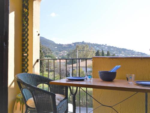 Appartement Appartement Le Lavandou, 1 pièce, 4 personnes - FR-1-251-408 CHEMIN DE LA CASCADE Batiment A2 -A ppartement N°220 - 2 ème étage Le Lavandou