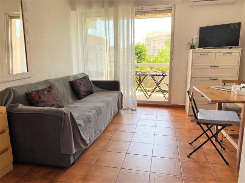 Appartement Appartement Le Lavandou, 1 pièce, 4 personnes - FR-1-251-422 AVENUE DU GRAND JARDIN Batiment B4 - Appartement N°18 - RDC - Le Lavandou