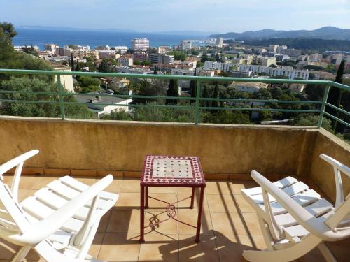 Appartement Le Lavandou, 2 pièces, 2 personnes - FR-1-308-35 Le Lavandou france