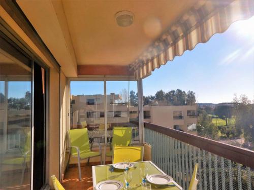 Appartement Le Lavandou, 2 pièces, 4 personnes - FR-1-251-200 Le Lavandou france