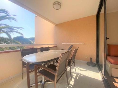 Appartement Appartement Le Lavandou, 2 pièces, 4 personnes - FR-1-308-164 1970 Av du cap negre Apt N°4114 LA VERONESE - 1er étage Le Lavandou