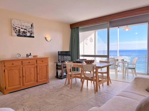 Appartement Appartement Le Lavandou, 2 pièces, 5 personnes - FR-1-251-443 AVENUE DU CAP NEGRE LE NEPTUNE - Appartement n° 3 - 1er étage Le Lavandou