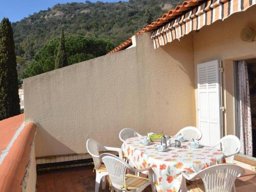 Appartement Appartement Le Lavandou, 3 pièces, 6 personnes - FR-1-251-44 Residence Les Pescadieres Hautes - Batiment G - Appartement NÂ°148  - Avenue Du Capitaine Ducourneau Le Lavandou