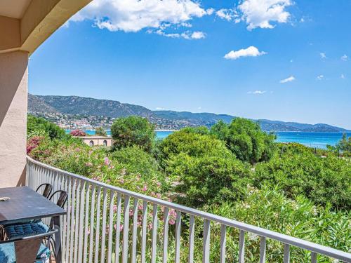 Appartement Le Lavandou, 3 pièces, 6 personnes - FR-1-610-69 Le Lavandou france