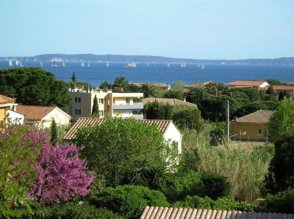 Le Lavandou St Clair 100 Chemin du Pataras, 83980 Le Lavandou