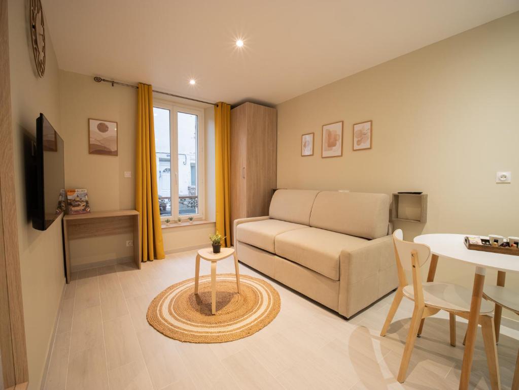 Appartement Le Lion - 2RFHomes- WIFI, YT Premium - Plain-pied 7bis Rue du Village Saint-Martin 02400 Château-Thierry