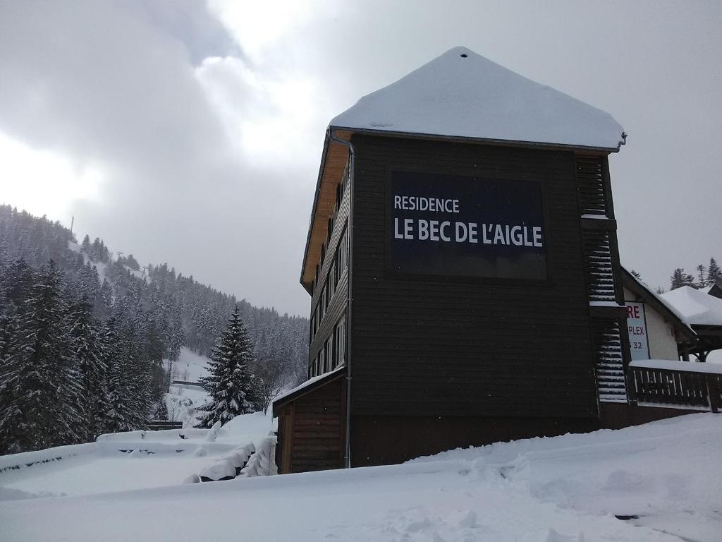 Le Lioran Studio les Myrtilles à 200m des pistes résidence du Bec de l'aigle 7 route du plomb du Cantal, 15300 Le Lioran