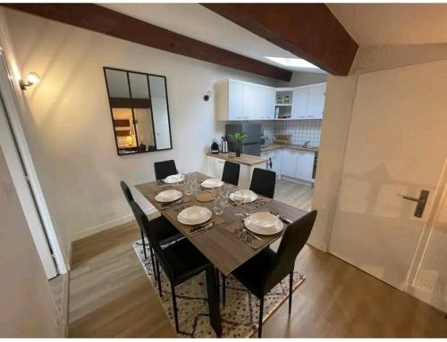Le Loft Berbère - idéal couples, familles, business - centre historique, WIFI , NETFLIX