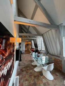 LE LOFT DU HOMARD BLEU : ENTRE CIEL ET MER