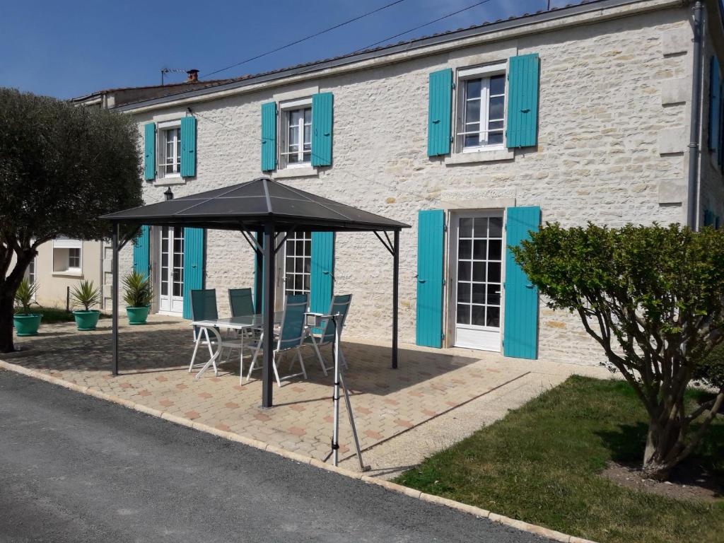 Le logis de LANGE apt Les Aigrettes 52 Rue de Pied Blanc, 79210 Saint-Hilaire-la-Palud