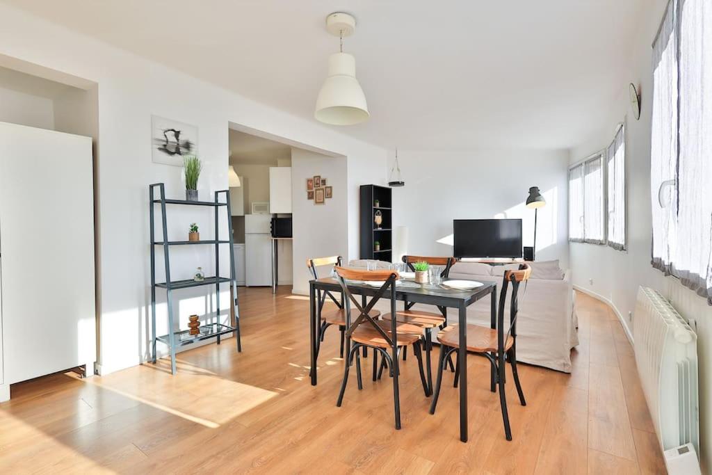 Appartement Le Lutetia - 4pers - Au Calme et lumieux - Wifi - Proche Gare 130 Boulevard de Paris 83200 Toulon