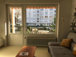 LE LYS D'OR - cosy et proche lac, balcon terrasse