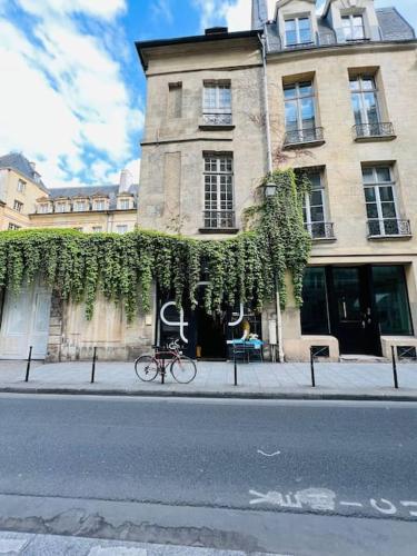 Le Marais cosy-comfy appartment