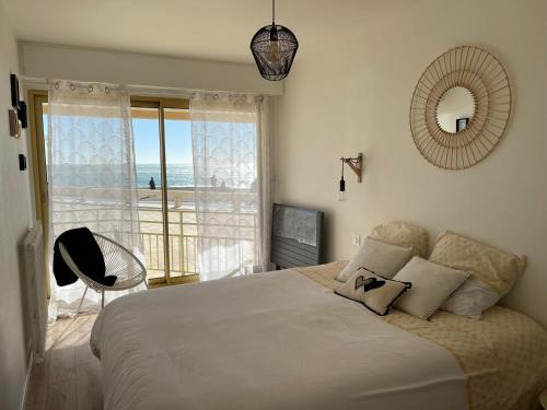 Appartement Le Marbella Les Sables dʼOlonne france