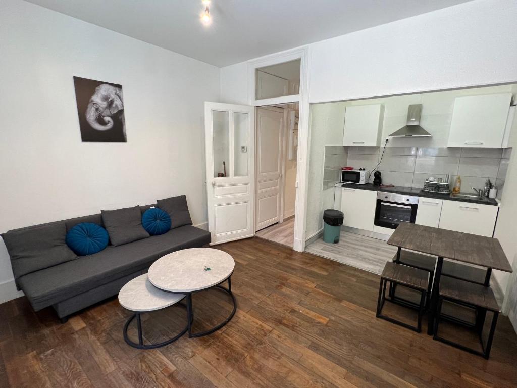 Appartement Le Marceau, T2 tout équipé au cœur de ville 1 Rue Marceau 38000 Grenoble