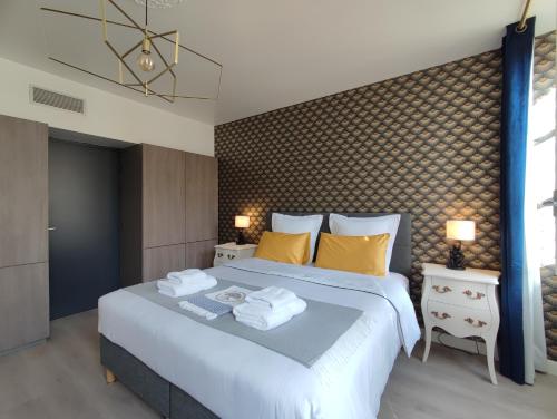 LE MARQUIS - T3 Standing 100m2 250 mètres du Port