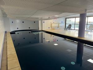 LE MAS DES OLIVIERS appartement 3 min a pied du centre d'Uzès parking piscine