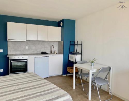 LE MERIDIEN - Studio avec vue mer, piscine et parking privé
