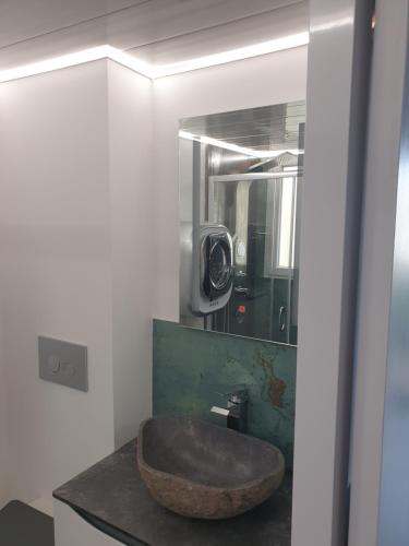 Le Miroir
