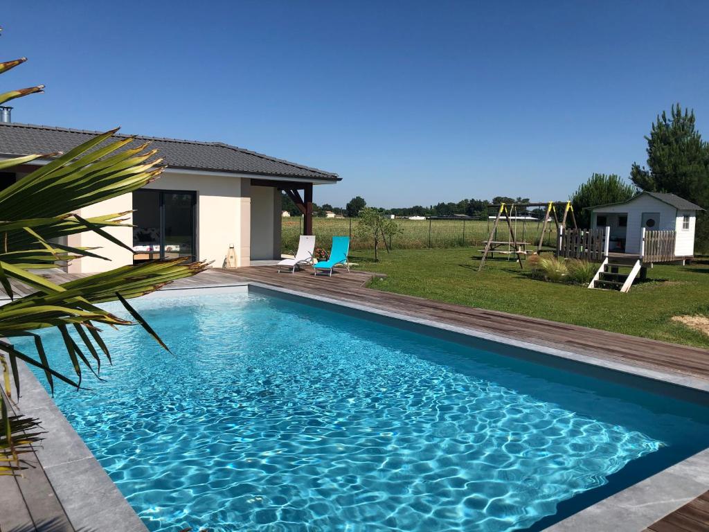 Le Monseigneur's House - Duplex hyper centre 91000 Evry-Courcouronnes