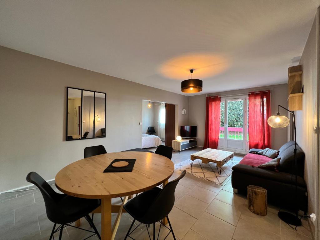 Le Mouve'Mans - Balcon - 6 pers - Parking - Rêve au Mans 38 bis Rue du Luxembourg, 72100 Le Mans