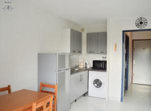 LE MYCONOS, Studio à 5 mn des plages, wi-fi,Parking privé
