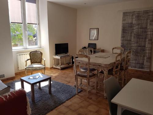 Le Mytique 2