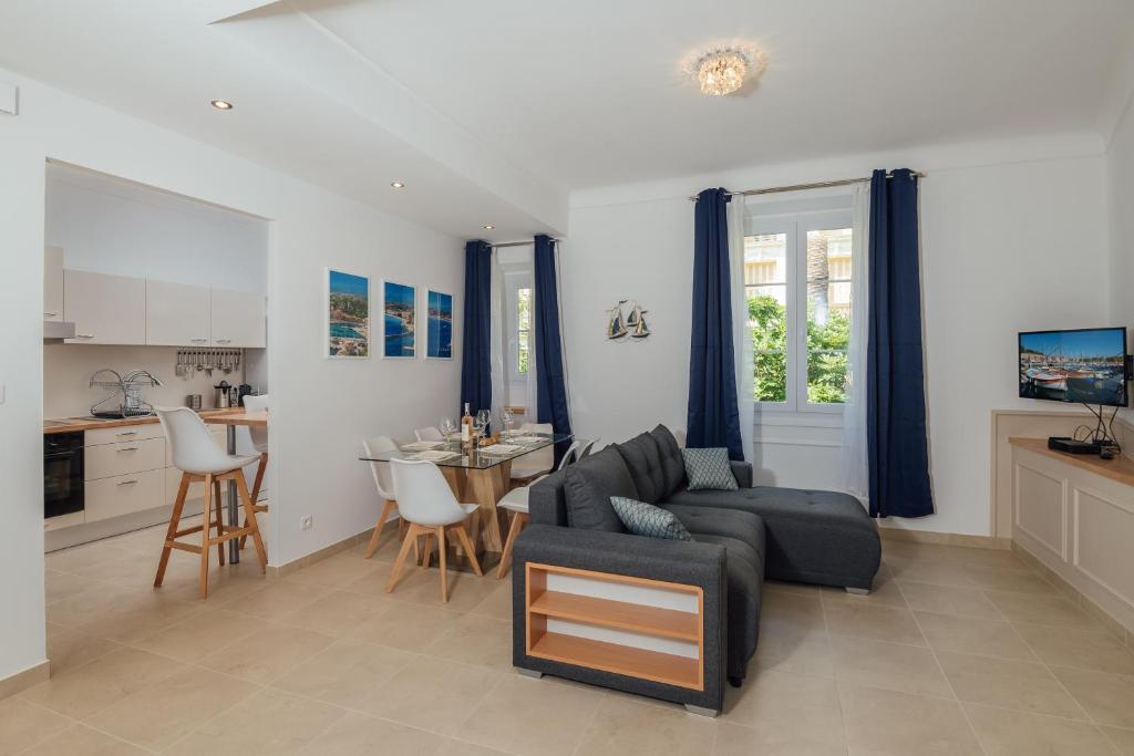 Le Neptune, 2 bedrooms with A/C 8 bis rue de Rivoli, 06000 Nice