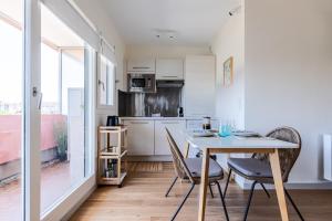 LE NID DES CEDRES - Magnifique Studio terrasse Montplaisir