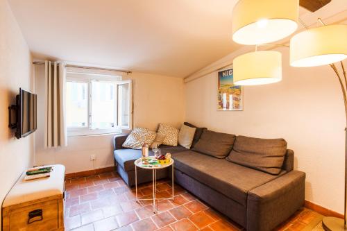LE PAIROLIERE AP4317 By Riviera Holiday Homes