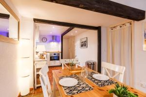 LE PAIROLIERE AP4317 By Riviera Holiday Homes