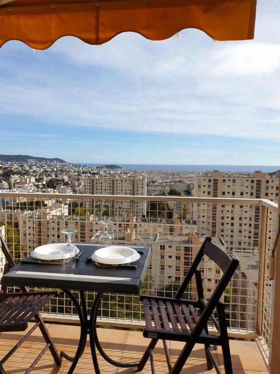 Le Panoramique 54 Avenue du Ray, 06100 Nice