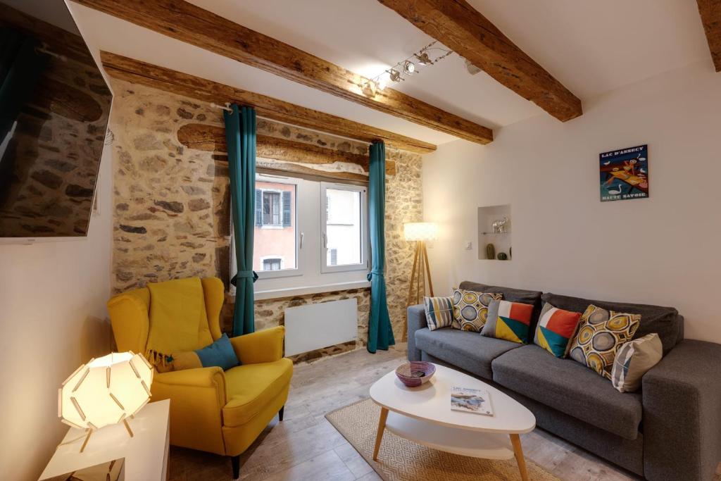 Appartement Le Paquier 9 The charm in the heart of the Old Town 150m from the Lake 9 Rue du Paquier 74000 Annecy