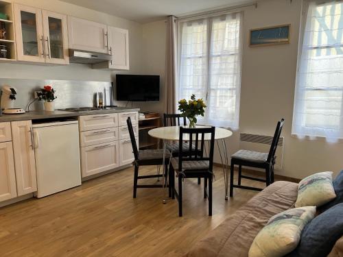 LE PASTEL