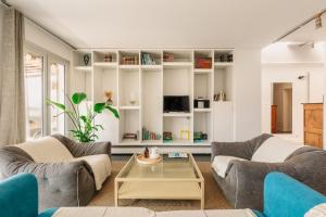 Le Perchoir stay in hypercentre beach 250 m and indoor private parking