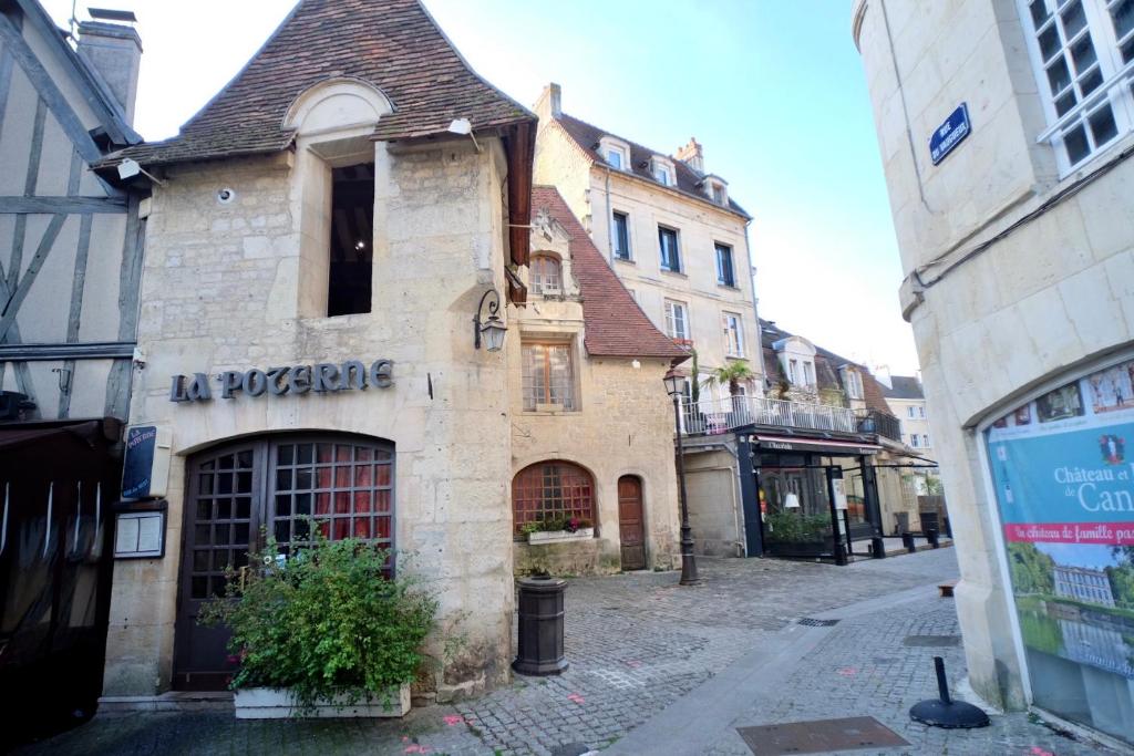 Appartement le Perroquet Fringant 18 Rue Porte au Berger 14000 Caen