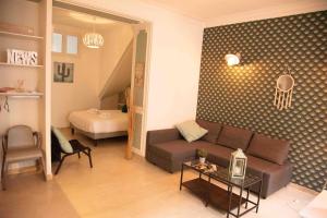 ★ LE PETIT AVIGNONNAIS ★ COUNTRYSIDE ★ INTRAMUROS ★ CENTER ★