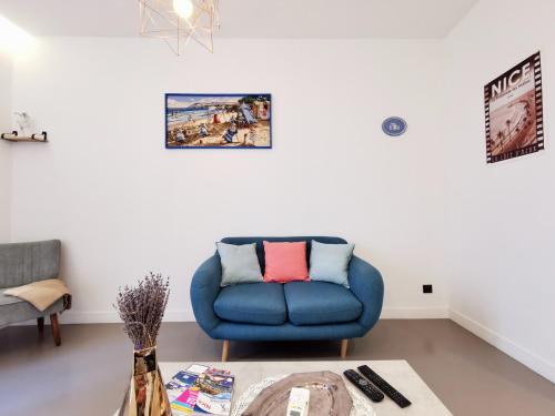 Le PETIT BALCON by Booking Guys