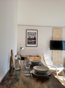 Le Petit Balzac by Cocoonr