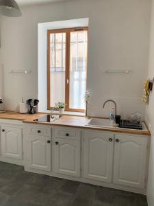 Appartement Le petit cocon Nîmois 1 Rue Nantilde 30900 Nîmes Languedoc-Roussillon