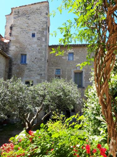 Le Petit DoMeynes