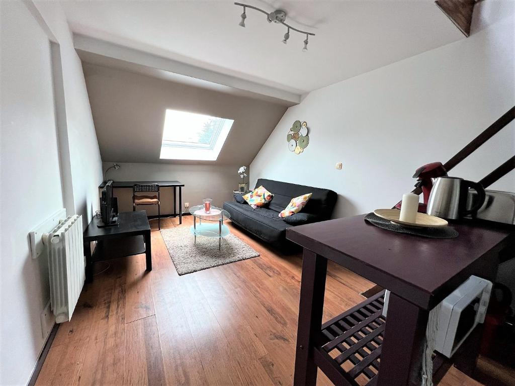 Appartement Le Petit Duplex proche Avenue de Paris 1 Rue de Tinqueux 51100 Reims