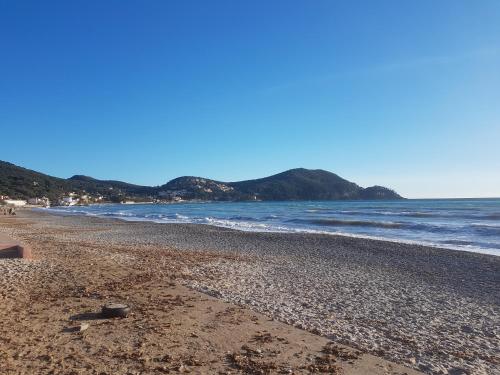 le petit Eden de la Madrague face à la Ciotat